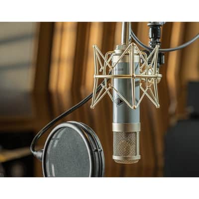 Universal Audio BOCK-167 Tube Condenser Microphone with Dual-Symmetrical K67 Capsule, Lundahl Transformer and Golden Unit Mic Sounds image 5