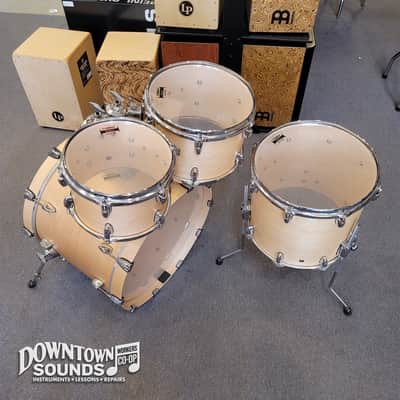 Yamaha Tour Custom 4-Piece Maple Shell Pack - 20”x15” Bass Drum, 14”x13” Floor Tom, 12”x8” & 10”x7” Tom Toms, Butterscotch Satin image 3