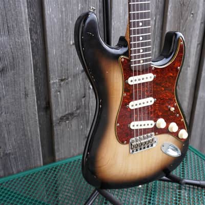 SVL 61 Reserve Stratocaster image 2