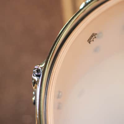 DW Performance White Marine Pearl Snare Drum - 5.5x14 image 6
