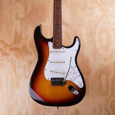 Fender American Deluxe Stratocaster Electric Guitar in 3-Colour Sunburst image 3