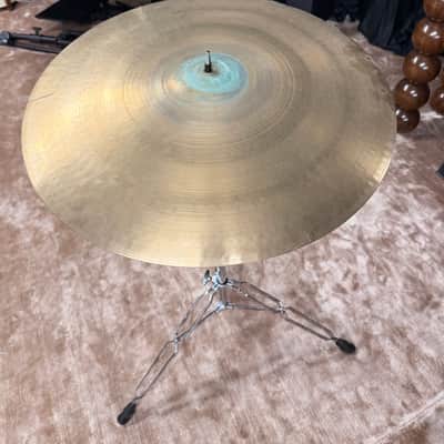 1950s Zildjian A 24" Trans Stamp Type III Ride Cymbal 3421g 1950s Zildjian A 24" Trans Stamp Type III Ride Cymbal 3421g image 1