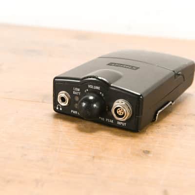 Shure P6HW Wired Bodypack Receiver CG011VS image 5