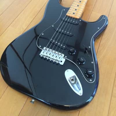 Tokai Stratocaster 80s  Silver Star Black w/ Maple Fretboard, large headstock, vintage Japan strat image 1