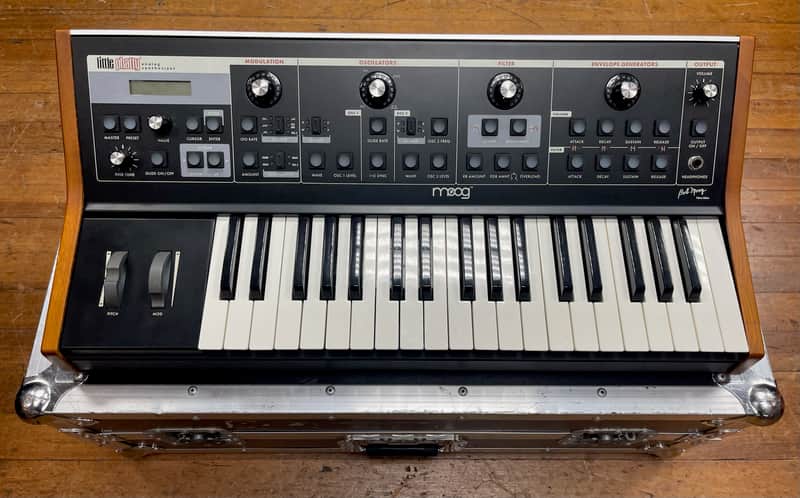 Moog Little Phatty Tribute Edition with case image 1