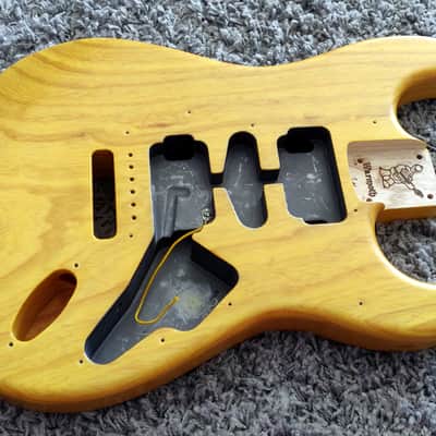 Warmoth 1-piece lightweight solid Swamp-Ash Stratocaster Body image 1