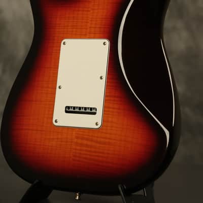 1996 Fender 50th Anniversary Stratocaster Sunburst w/GOLD hardware FLAME MAPLE body!!! image 20
