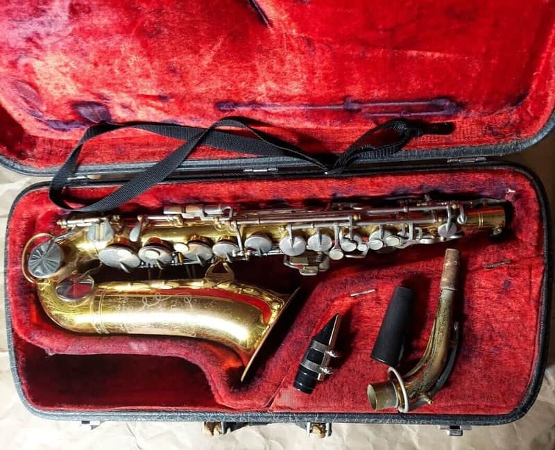 KING Cleveland Alto Saxophone, USA, Very Good Condition. Case/Neck/Mouthpiece image 1