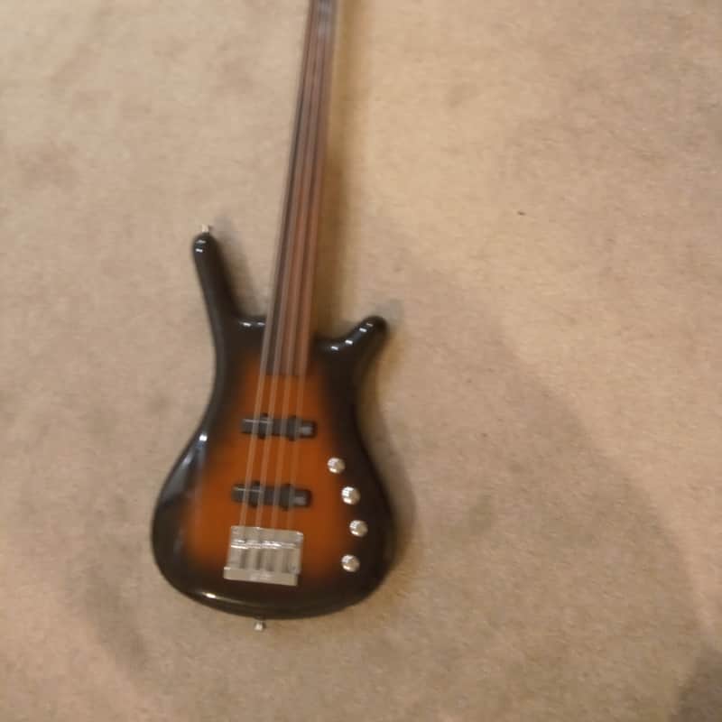 2003 Warwick Rockbass Corvette 4 fretless Sunburst