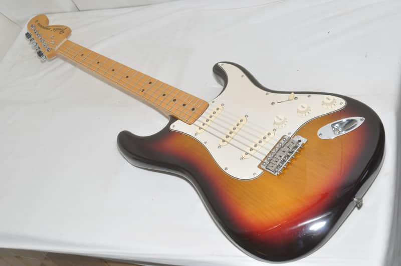 Fender Japan ST-68 Large Head Stratocaster Electric Guitar Ref No 7677 image 1