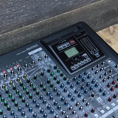 Yamaha MGP32X Mixing Console 32-Channel 4 GROUP Buses Premium Mixing Console image 16