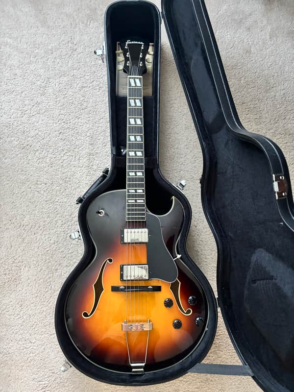 Eastman AR372CE-SB Hollowbody Archtop with Ebony Fretboard 2021 - Present - Sunburst image 1