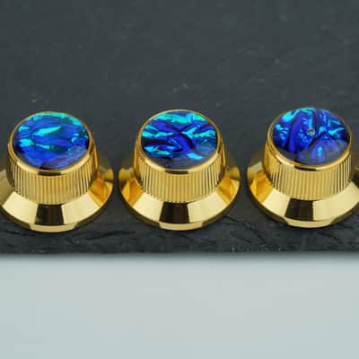 Top Hat Potentiometer Control Knobs with 6.3mm Dia. Shaft Pots - 3PCS CNC Aluminium alloy Bell Speed Tone Volume Switch Knob Replacement for Electric Guitar or Precision Bass, Gold image 2