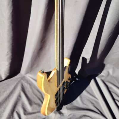 Overwater Progress Series IV Custom 5 String Fretless image 5
