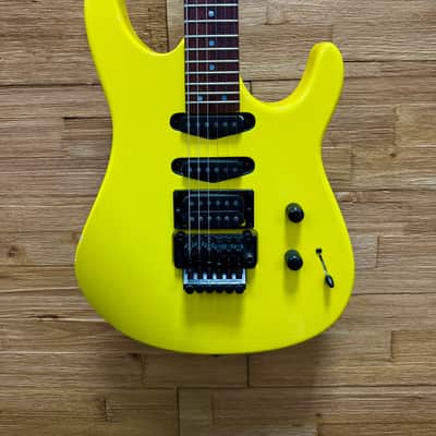 Hamer USA Chaparral Standard Guitar- 1988- Neon Yellow- 8lbs 4oz w/OHSC image 5