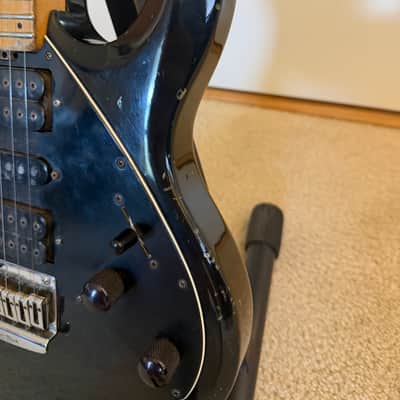 Ernie Ball Music Man Silhouette HSH HT with Maple Fretboard 1994 - 2007 - Black image 5