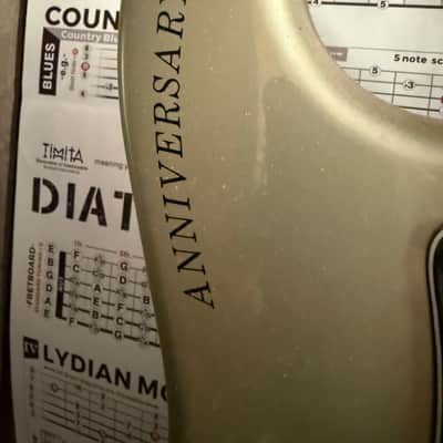 Fender 25th Anniversary Stratocaster 1979 - 1980 - Silver Metallic image 4