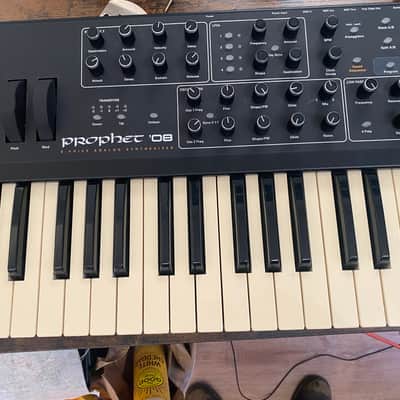 Dave Smith Instruments Prophet 08 PE 61-Key 8-Voice Polyphonic Synthesizer 2009 - 2015 - Black with Wood Sides image 6