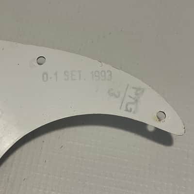 1993 MIM Fender Mexico Stratocaster White Loaded SSS Pickguard 11 Screw 3 Ply image 18