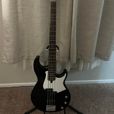 Yamaha BB234-VW 4-String 2010s - Vintage White image 1