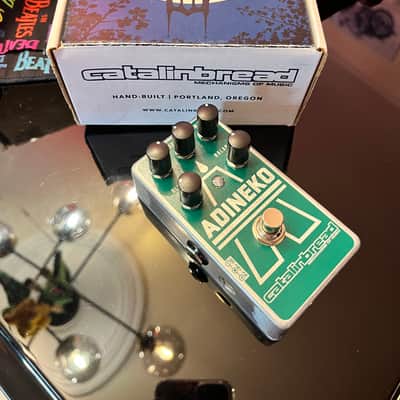 Catalinbread Adineko Oil Can Delay 2024 - Present '70s Collection Green image 1