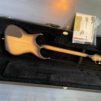 1990 Alembic Elan 4 String Bass - Quilted Maple Burst-Mint image 4