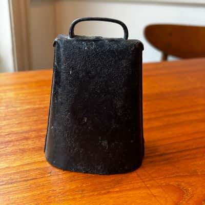 Vintage 1900s 4" Steel Cowbell Unmarked - See Video! image 3