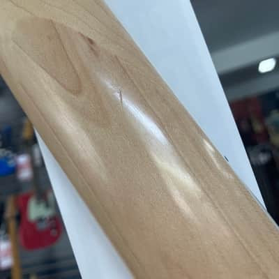 Dean MLX Quilt Maple 2021 - Scary Cherry image 10