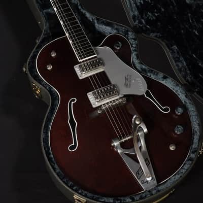 Gretsch G6119-1962FTPB Chet Atkins Tennessee Rose Walnut Stain Brown [JT15082523] (06/22) image 2