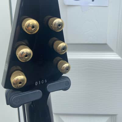 Gibson 50th Anniversary Flying V 2008 - Brimstone Burst. Guitar of the month! + OHSC image 5