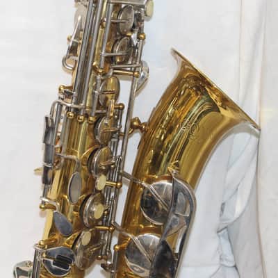 Conn 20M Alto Saxophone w/Case - Brass image 9
