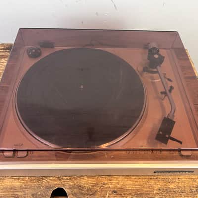 Marantz Model 6025 Belt-drive, semi-automatic turntable, vintage Hi-Fi Marantz headshell/cartridge LOCAL PICKUP ONLY at our shop in Milwaukee, WI. image 2