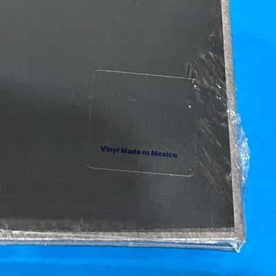 Ariana Grande – “Petal” Vinyl – Canada Only – Limited Edition –Made in Mexico- Factory Sealed. image 18
