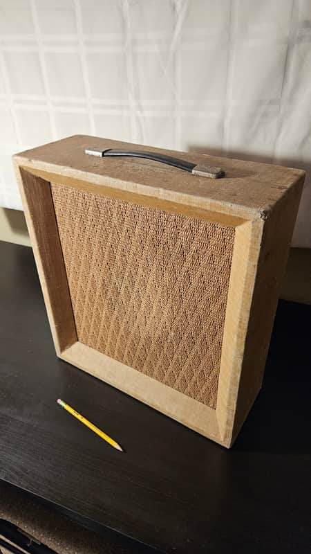 Early 1960's Montgomery Wards Airline 9001B Tube Amp With Isolation Transformer image 1