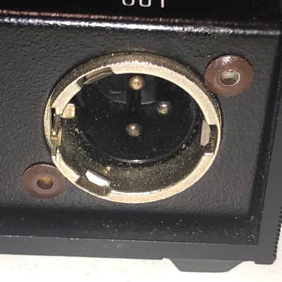 24v or 17.5v microphone phantom supply runs on 24vdc or two 9v batt PH-1A image 8