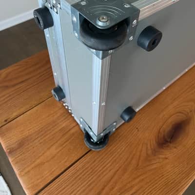 Pedaltrain Terra 42 with Wheeled Tour Case image 7