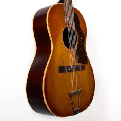 Gibson 1967 B-25-12, Cherry Sunburst image 4