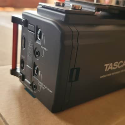 TASCAM DR-60D MkII 2014 - Present - Black image 2