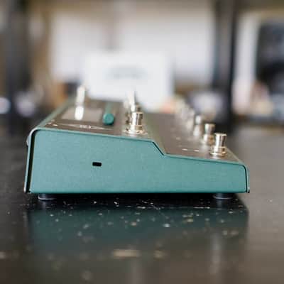 Kemper Amps Profiler Head w/ Remote and Gator Carrying Case image 17