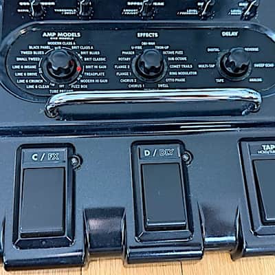 Line 6 Floor POD Plus Floor Based Guitar Multi Effects Processor w/ Power Adapter, Excellent Condition image 3