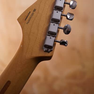 Fender Classic Series '50s Stratocaster in 2-Tone Sunburst | Hard Case (Used) image 6