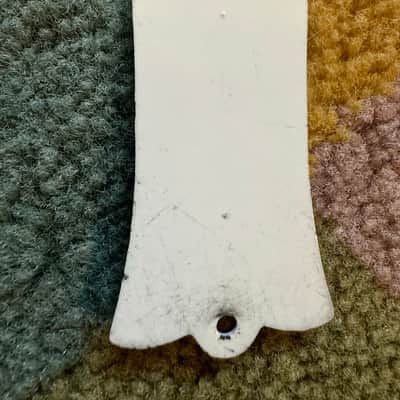 Gibson ETune truss rod cover image 2