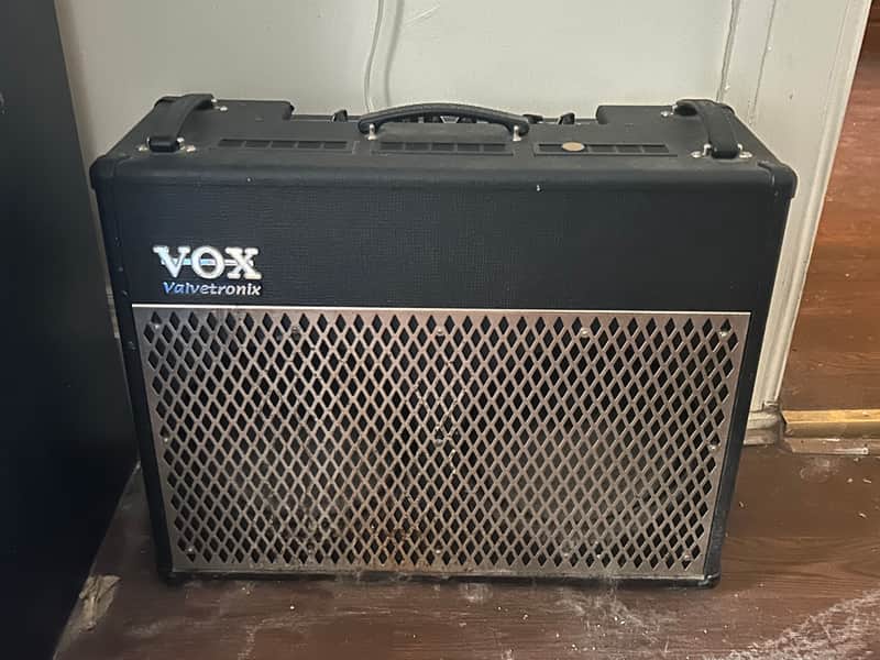 Vox Valvetronix AD100VT 100-Watt 2x12" Digital Modeling Guitar Combo 2005 - 2008 - Black image 1