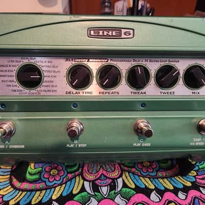 *Switch and LED Mods- Line 6 DL4 Delay Modeler 1999 - 2021 - Green image 2