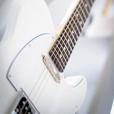 Fender Japan LTD HYBRID II TELE RW BLANC image 4