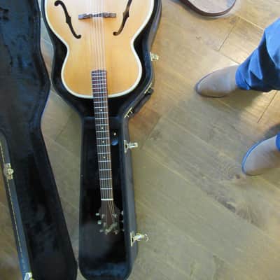 Gretsch Model 35 1930's - sunburst, natural top image 10