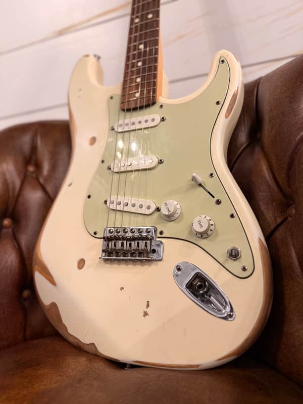 Fender Road Worn Strat 2004