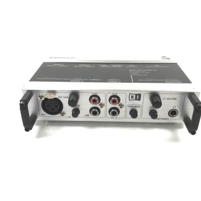 Native Instruments AUDIO 8 DJ Black Interface Audio Interface image 5