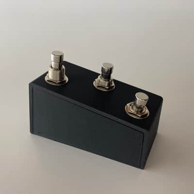 Profile-matching AUX switch for Morningstar (MC6 Pro) - by PdLS 3d image 6