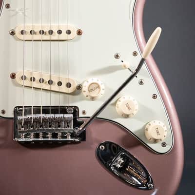 Fender Vintera '60s Stratocaster Modified Burgundy Mist Metallic image 3